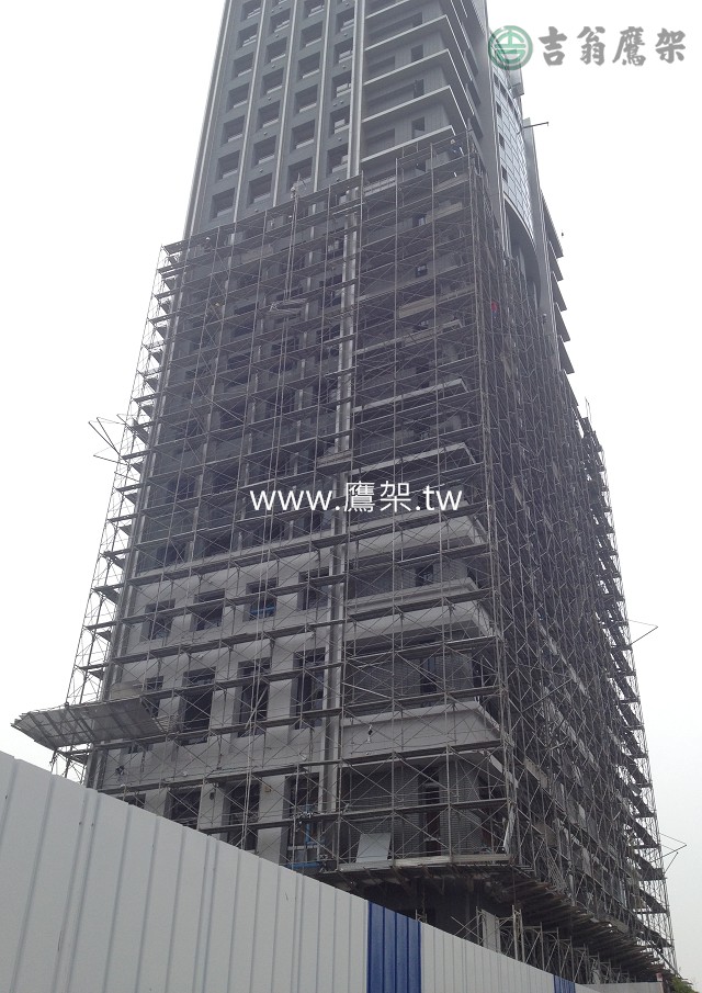 日堯建設-天匯集合住宅新建工程-2.jpg 2014-吉翁鷹架-CNS4750施工架-日堯建設-天匯集合住宅新建工程